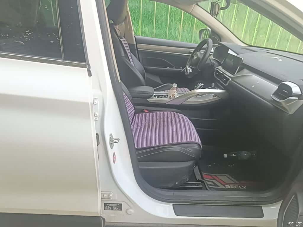 Geely Coolray, 2019 25