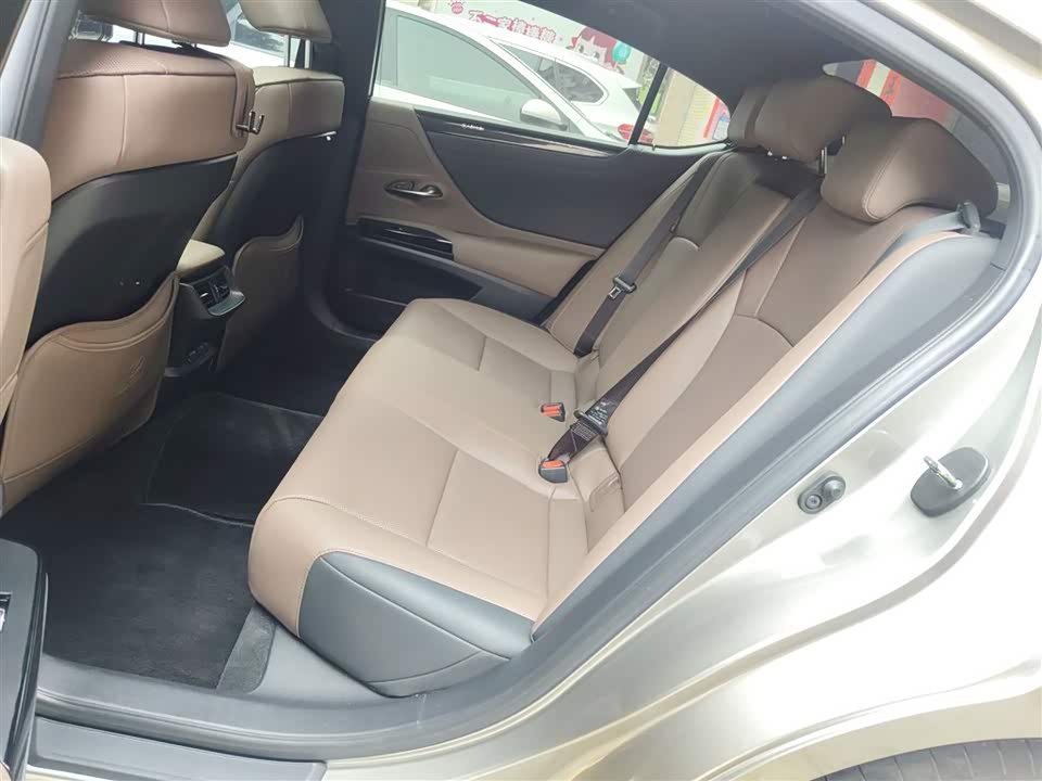 Lexus ES Lexus ES