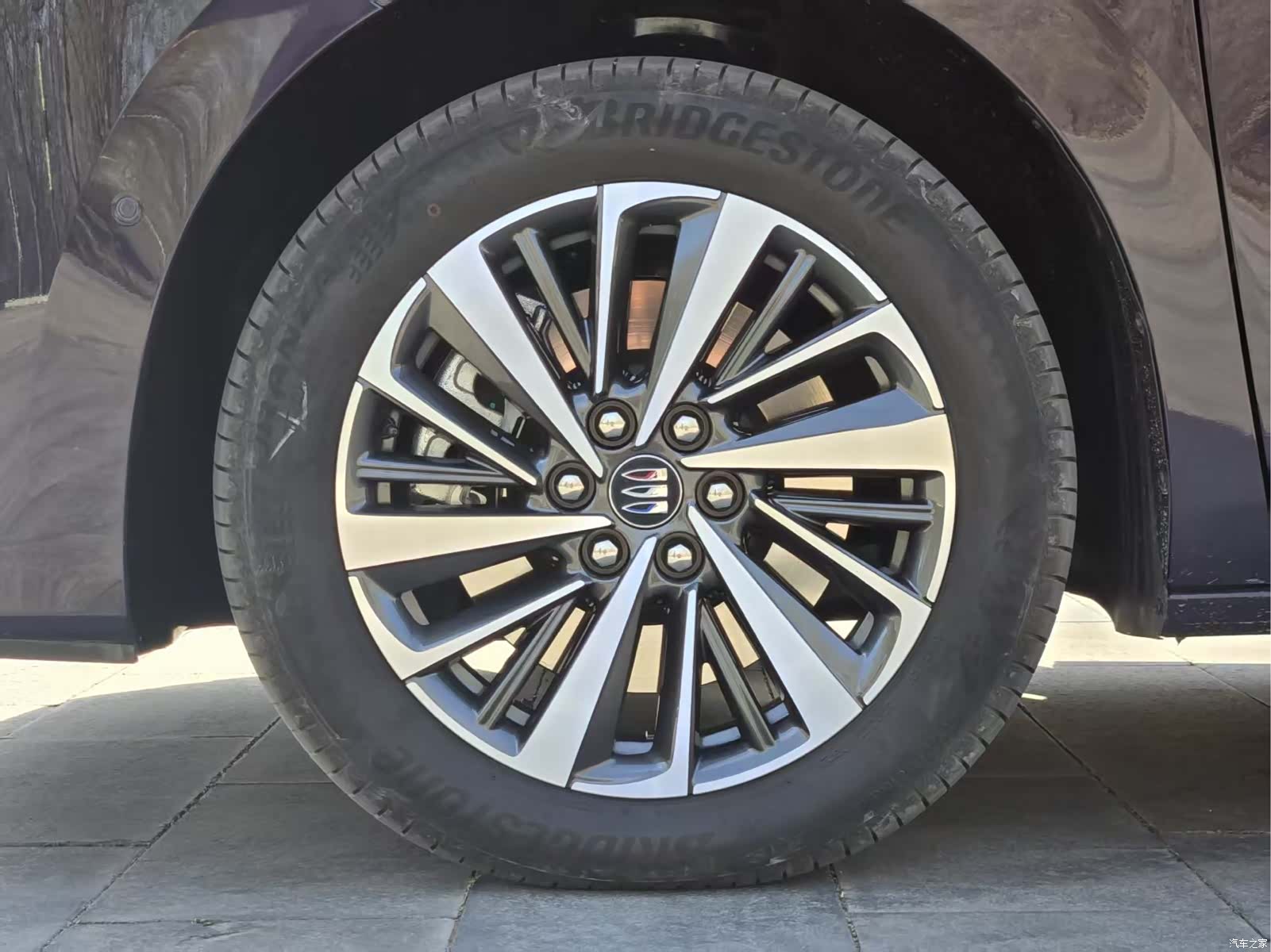 Buick GL8, 2025 18