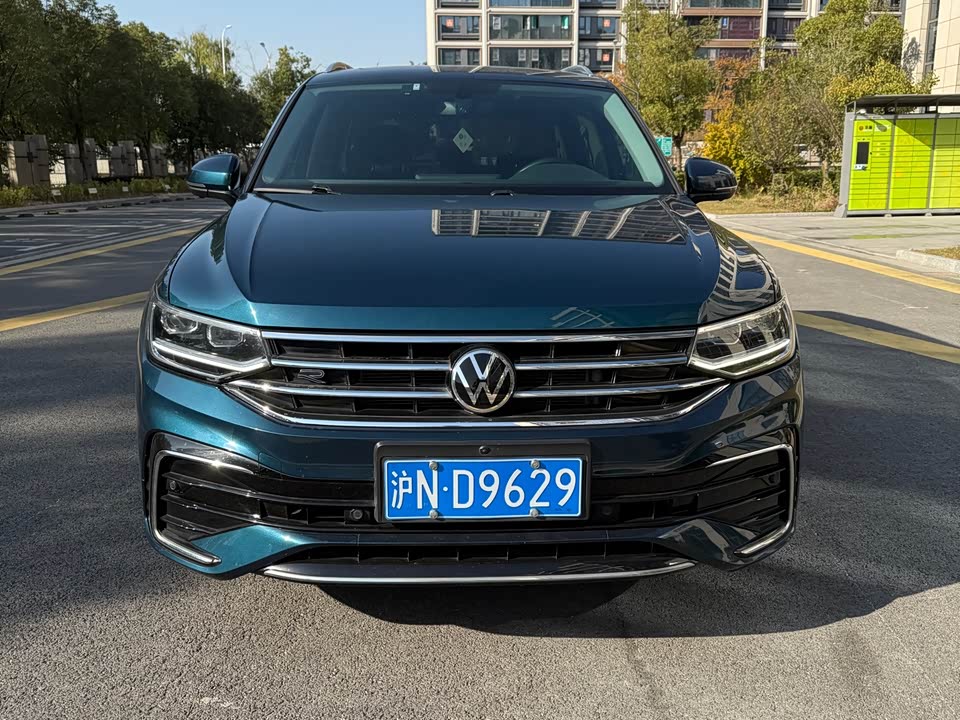 Volkswagen Tiguan L