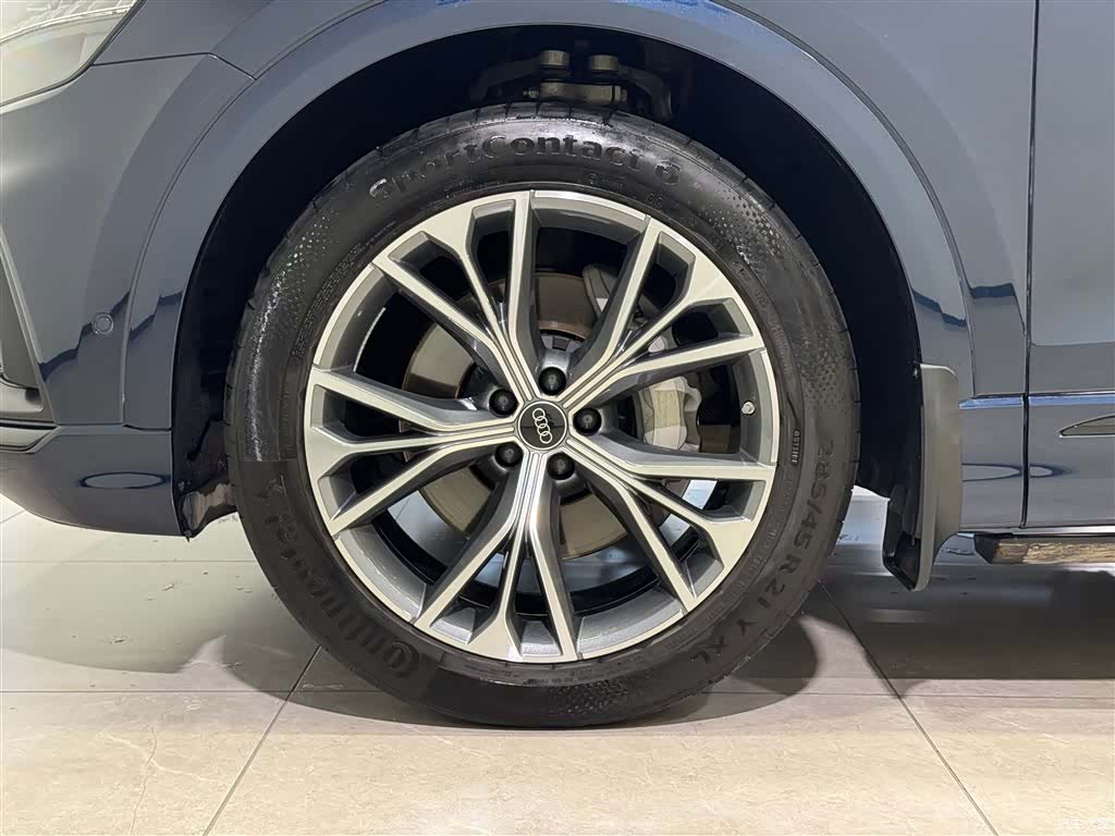 Audi Q8, 2024 10