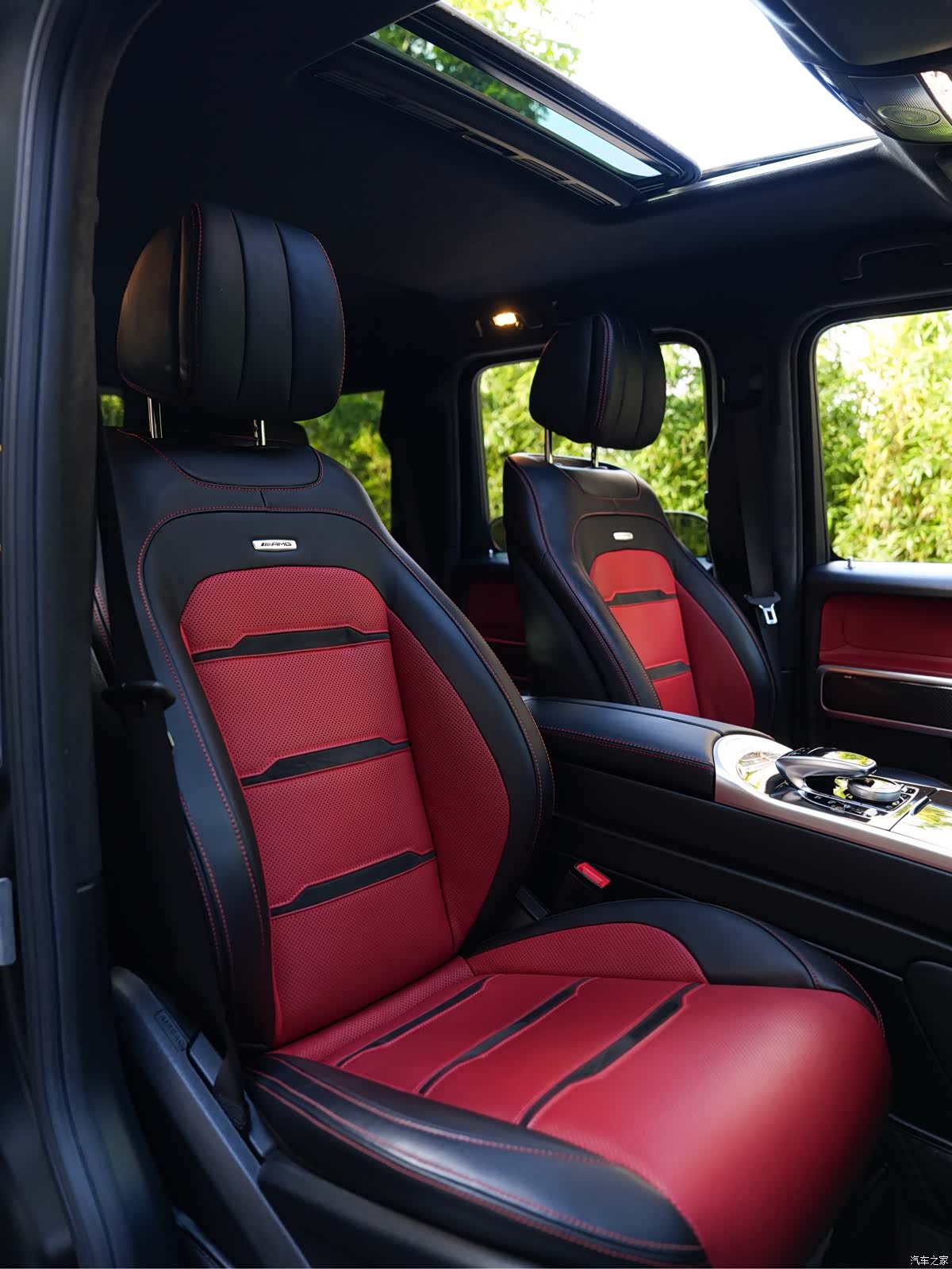 Mercedes-Benz G-Class, 2019 13