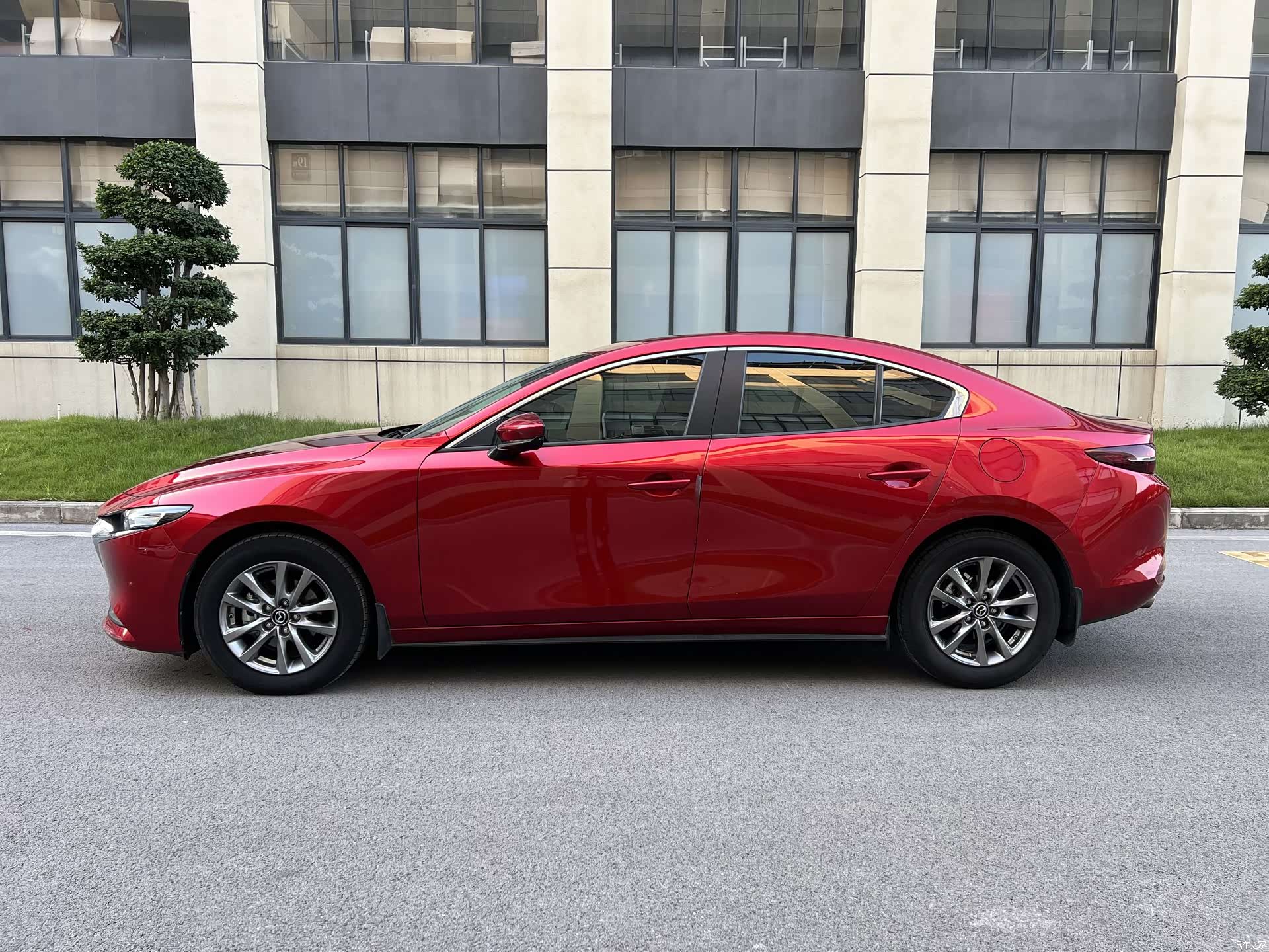 Mazda Mazda3, 2020 13