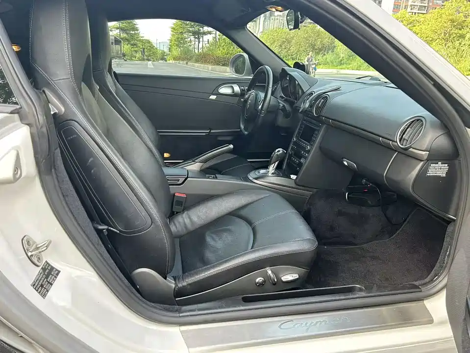 Porsche Cayman