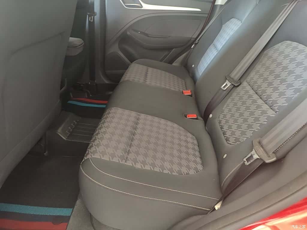 MG ZS, 2018 17