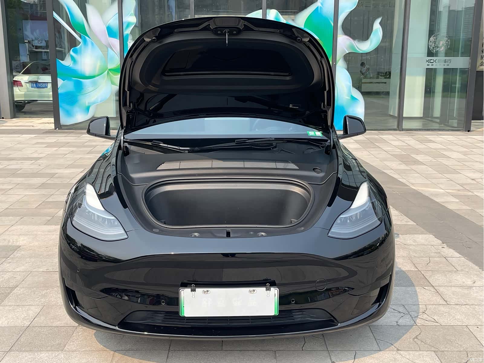 Tesla Model Y, 2022 24