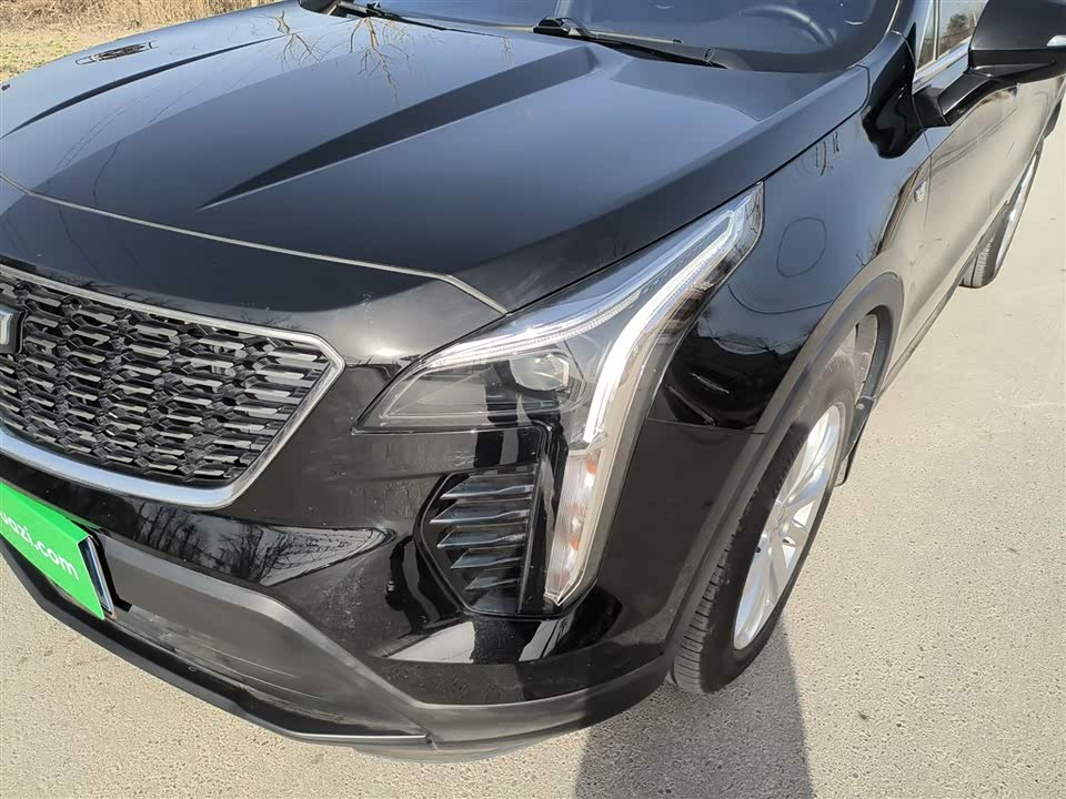 Cadillac XT4