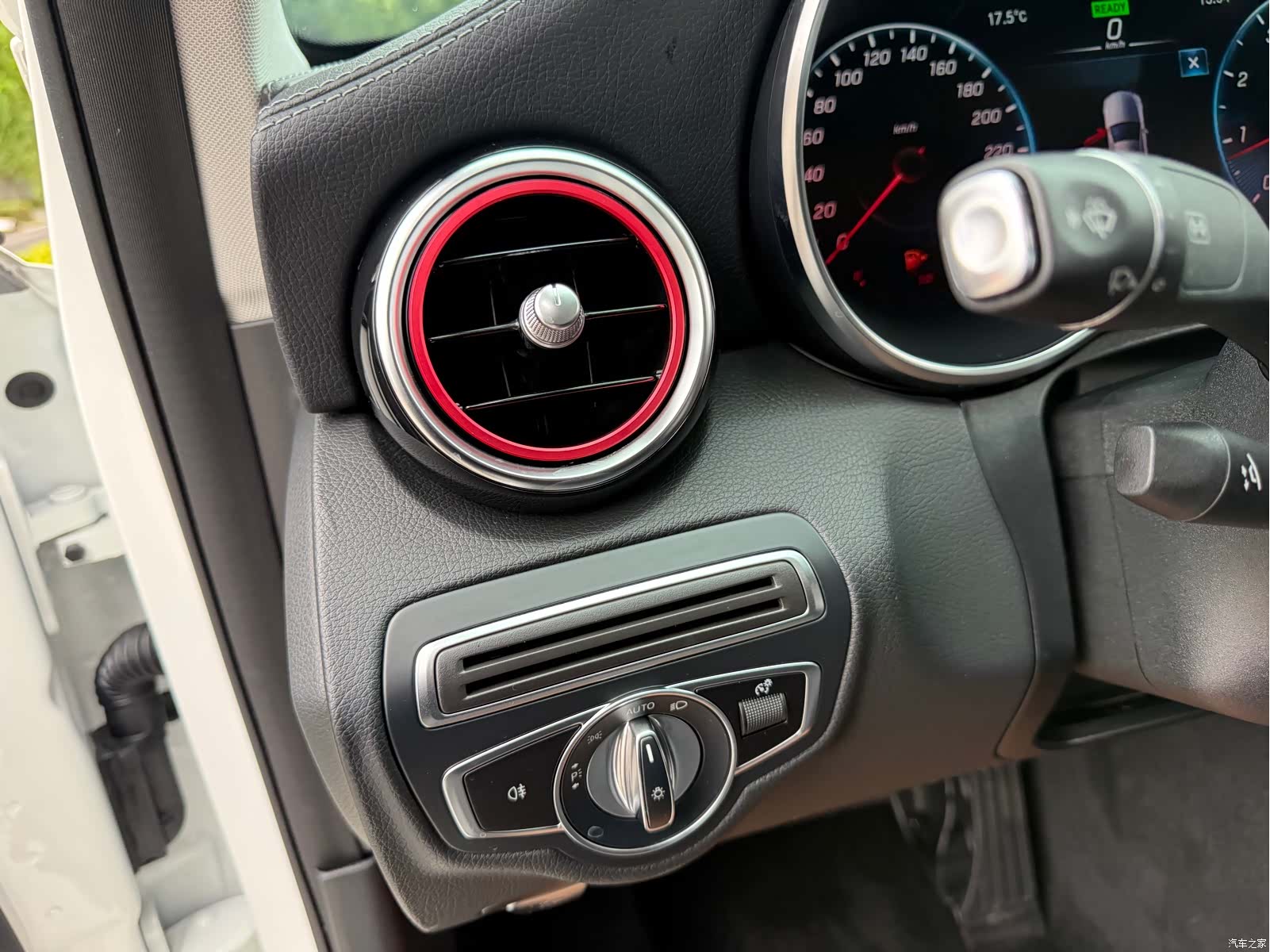 Mercedes-Benz C-Class, 2019 22