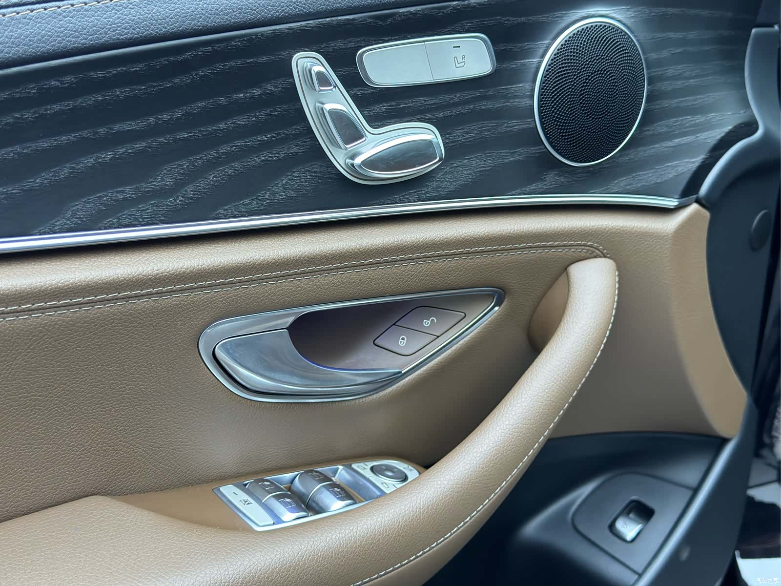 Mercedes-Benz E-Class, 2021 4