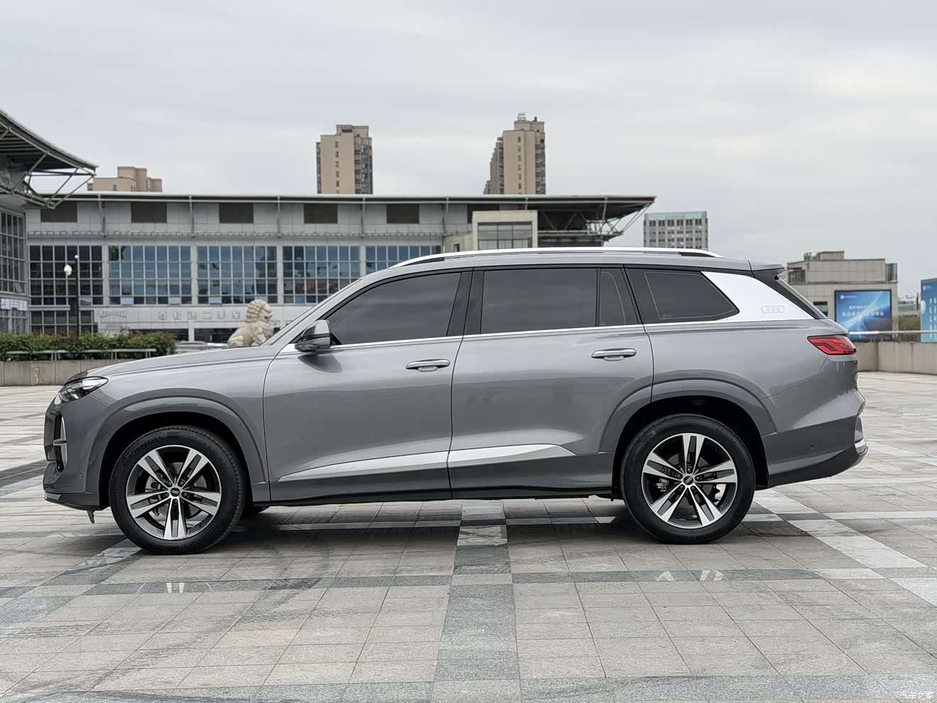 Audi Q6, 2022 4