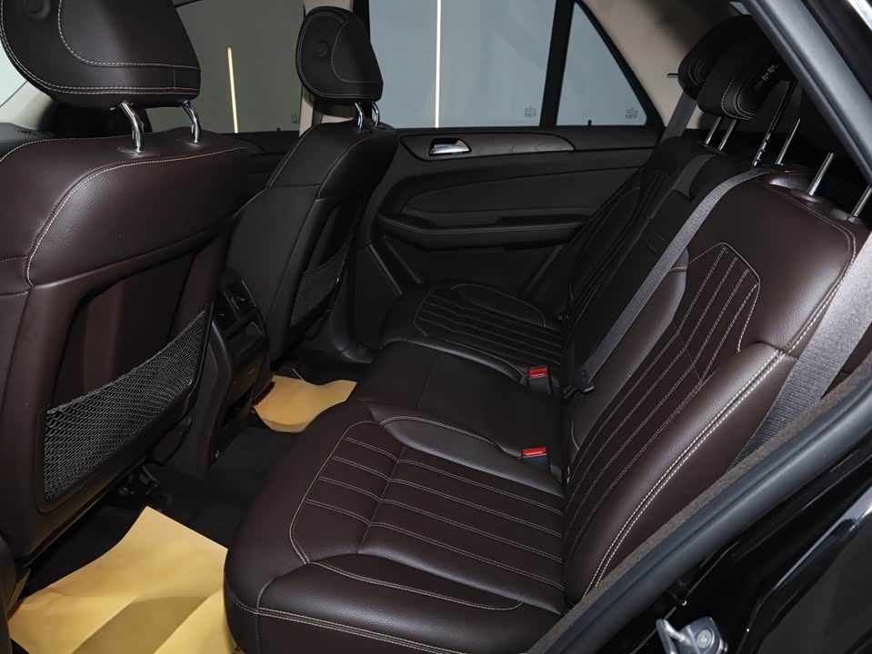 Mercedes-Benz GLE Mercedes-Benz GLE