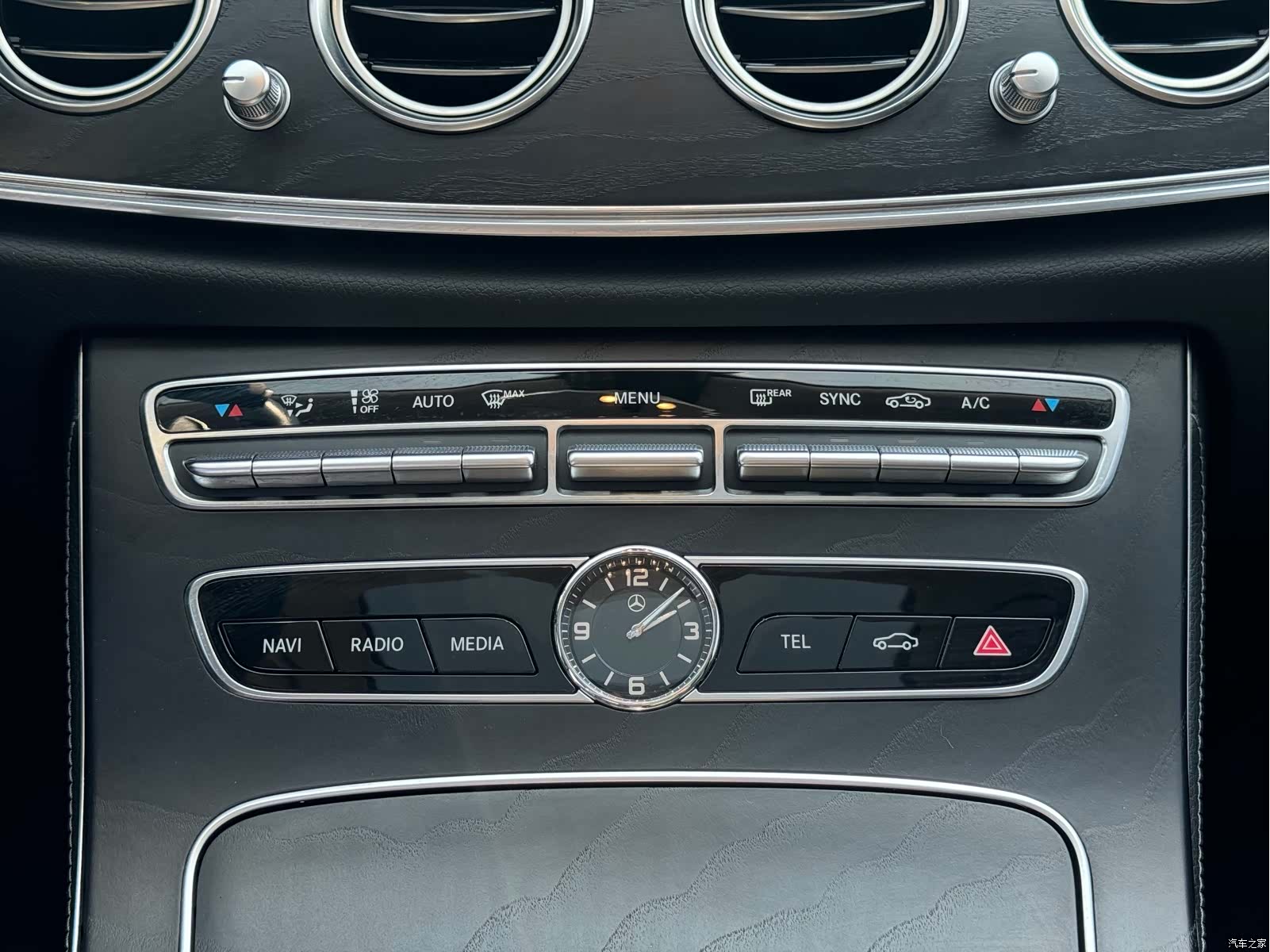Mercedes-Benz E-Class, 2018 16
