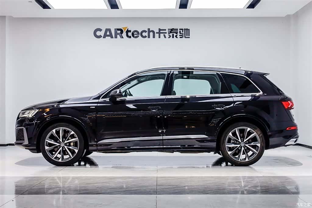 Audi Q7, 2020 3