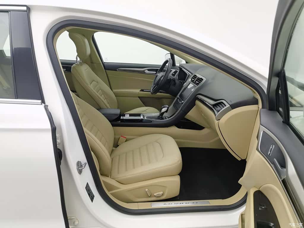 Ford Mondeo, 2014 23