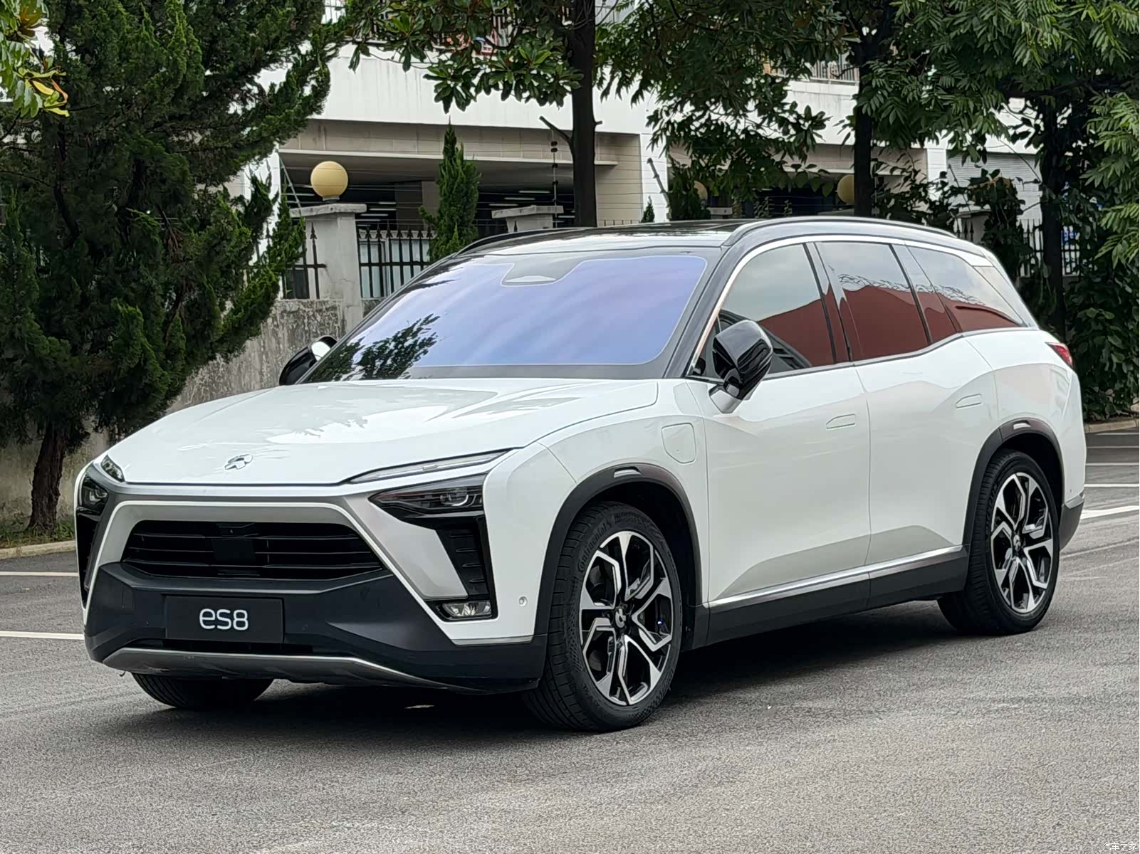 NIO ES8, 2022 1