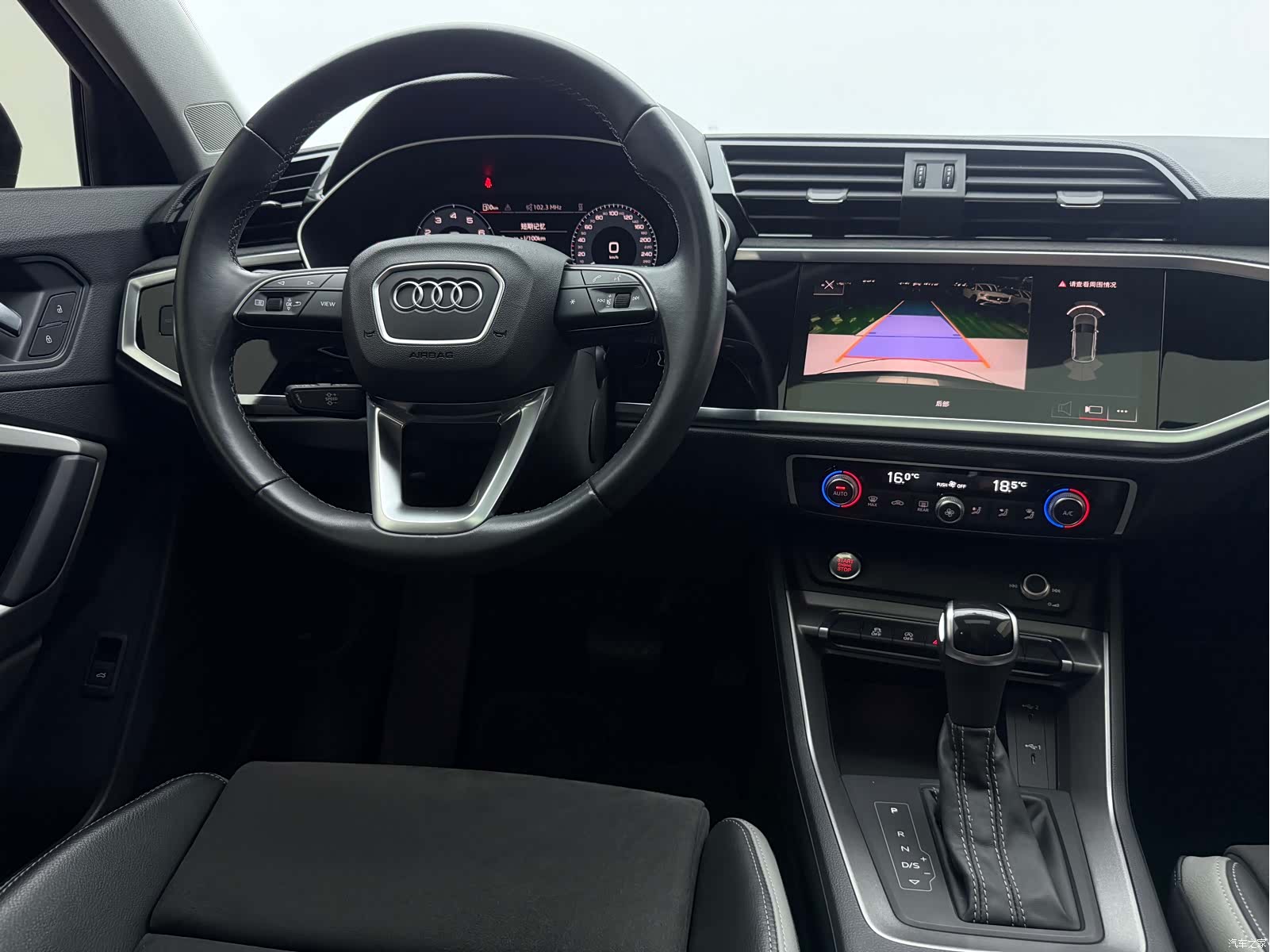 Audi Q3, 2023 9