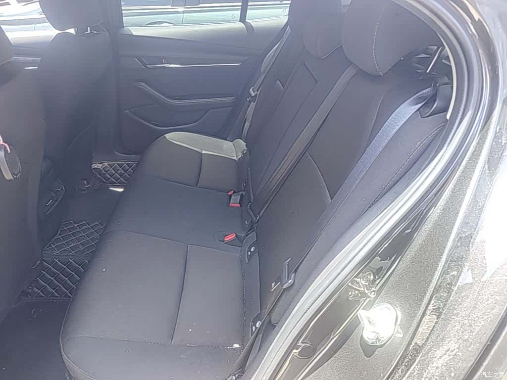 Mazda Mazda3, 2023 17