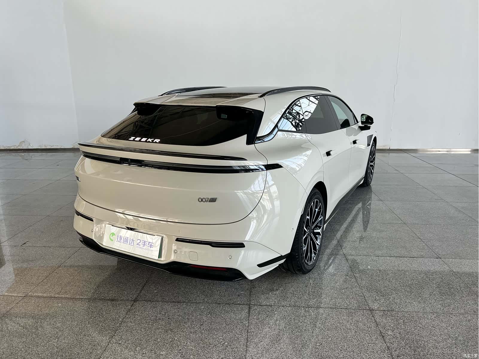 Zeekr 007, 2025 4