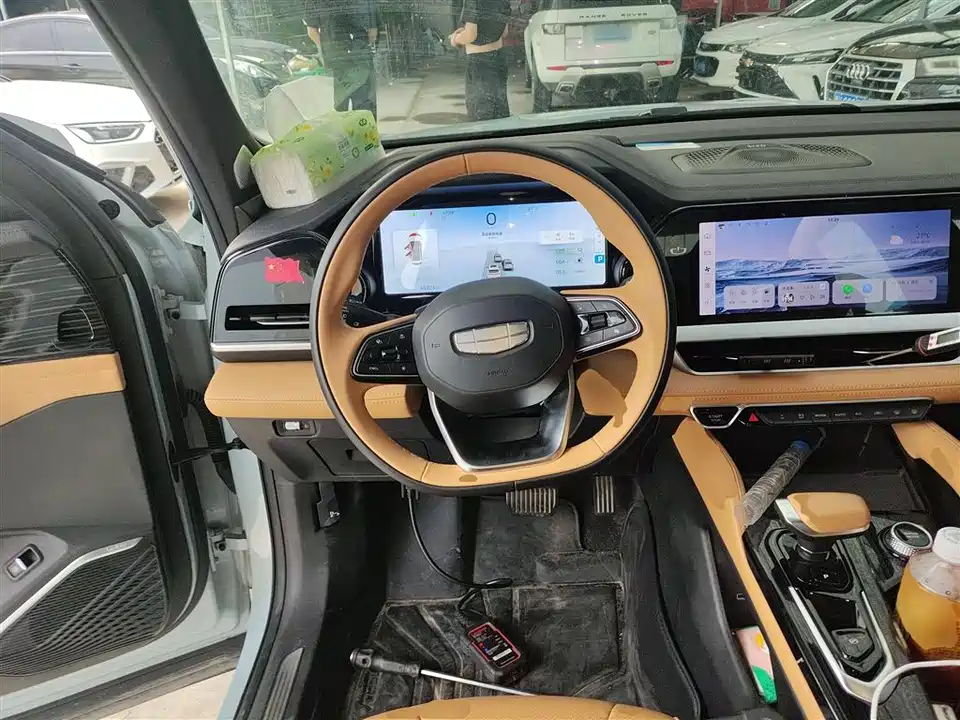 Geely Monjaro plug-in-hybrid