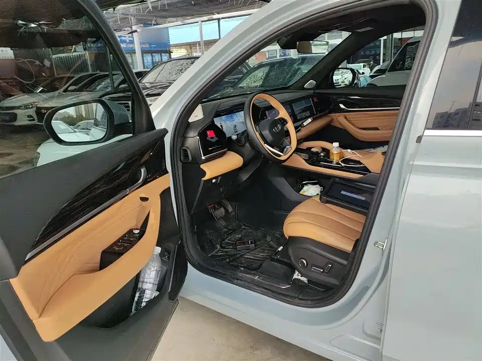 Geely Monjaro plug-in-hybrid