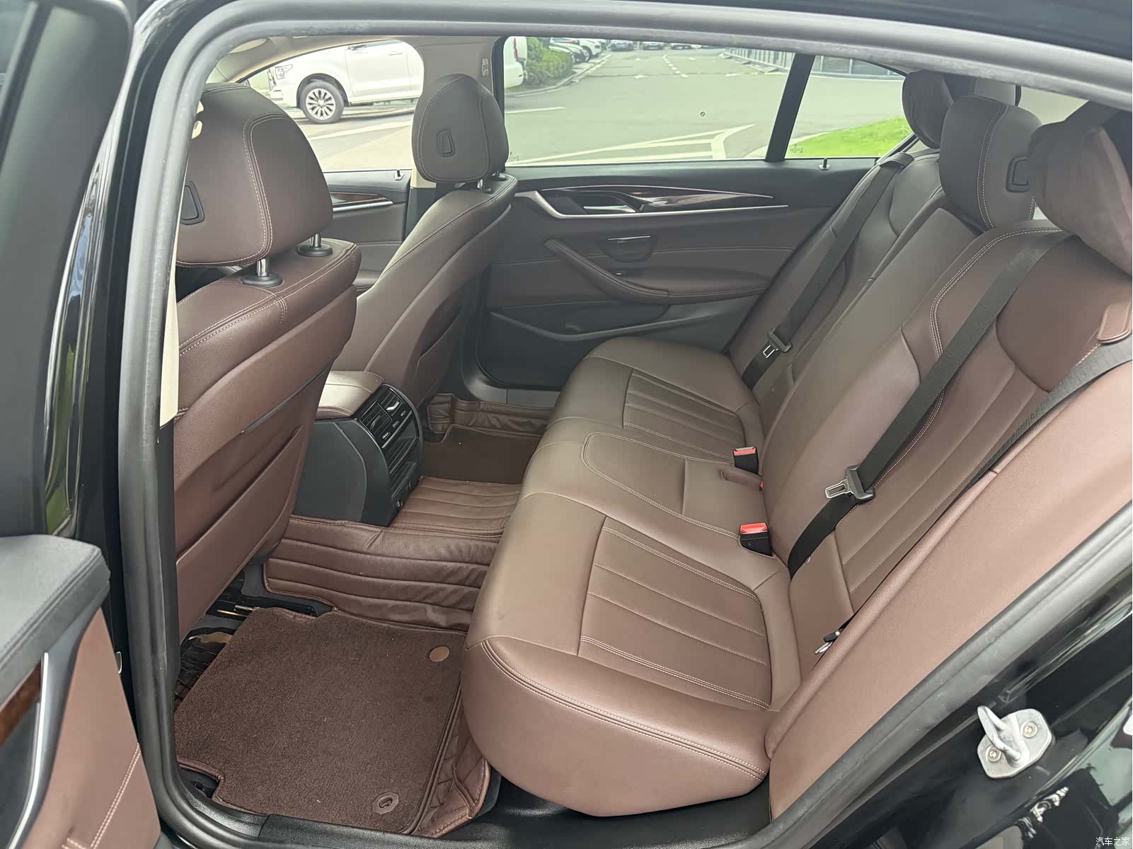 BMW 5 Series, 2019 9