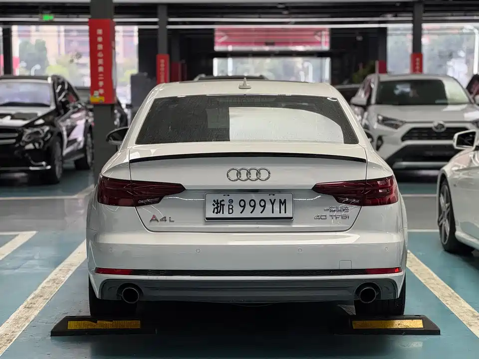 Audi A4L