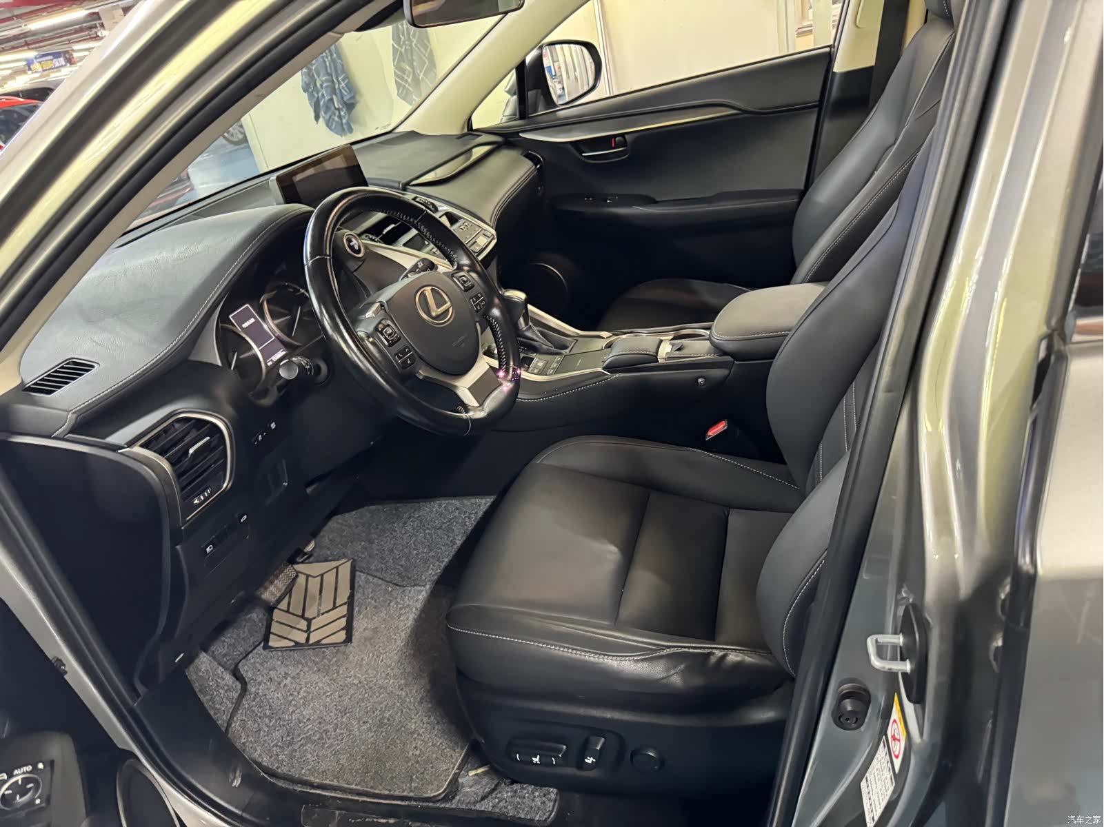 Lexus NX, 2018 4