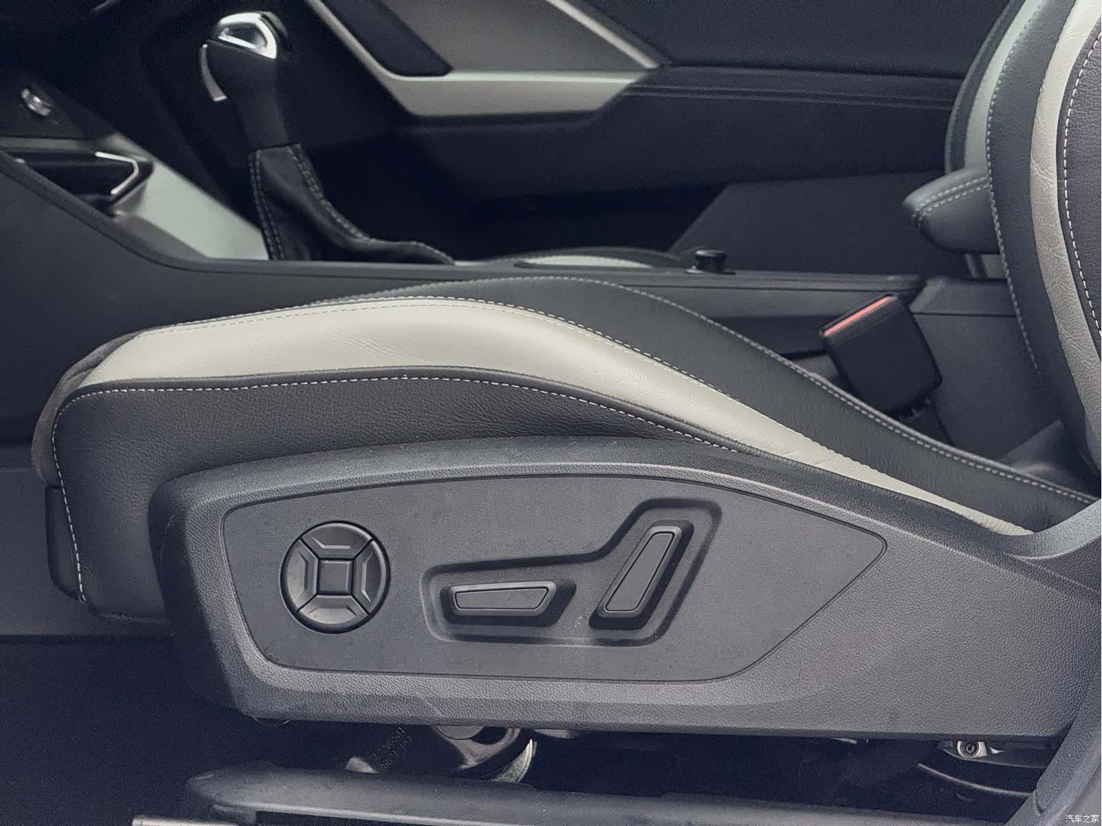 Audi Q3, 2022 21