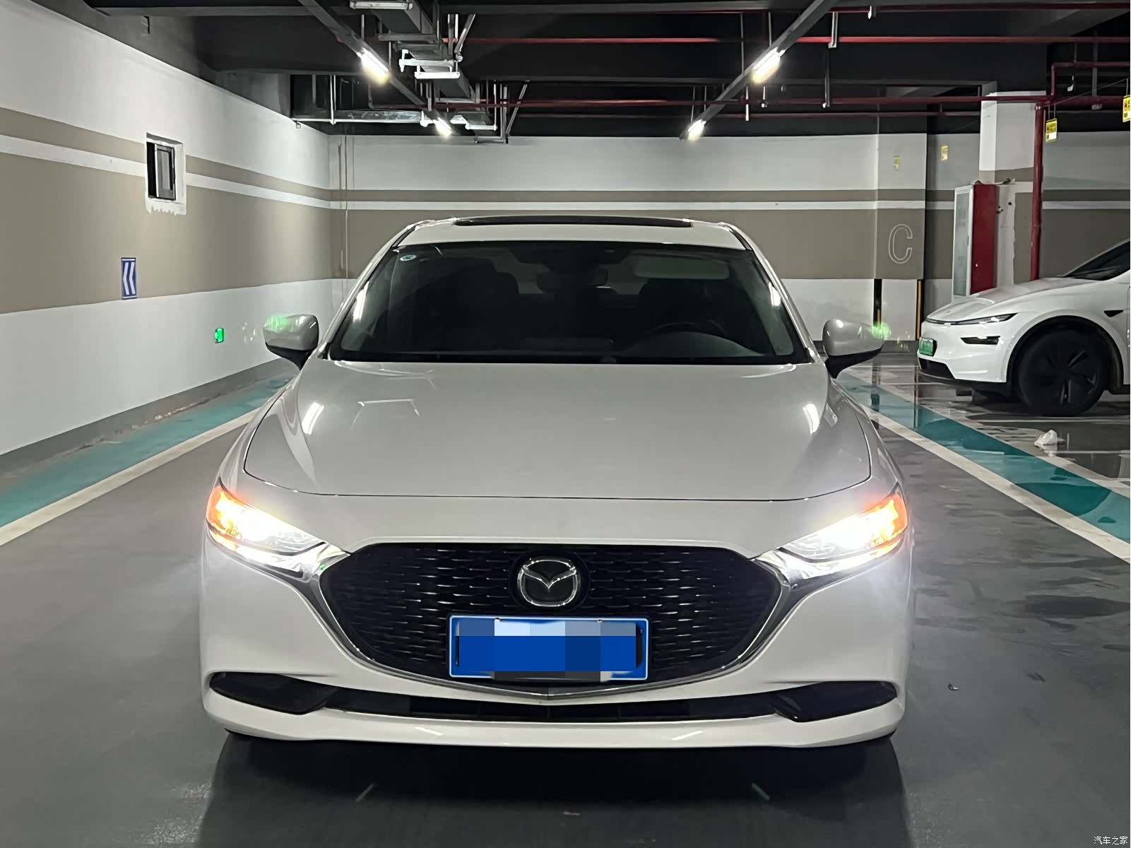 Mazda Mazda3, 2023 2