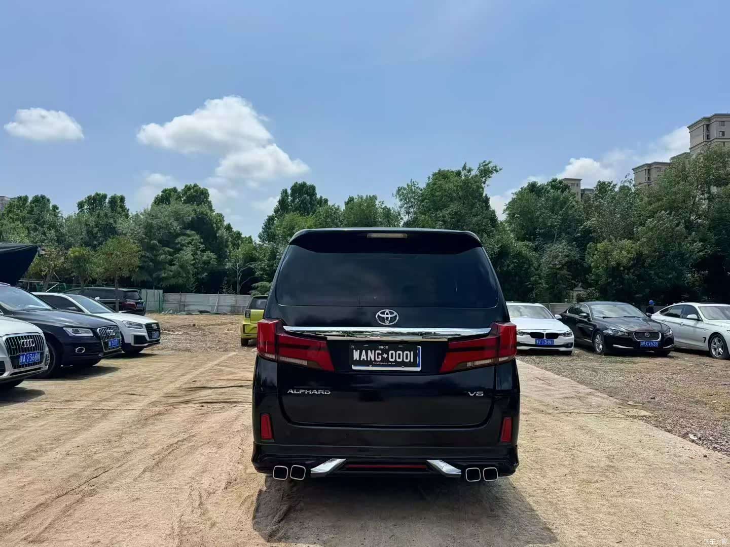 Toyota Alphard, 2011 все фото