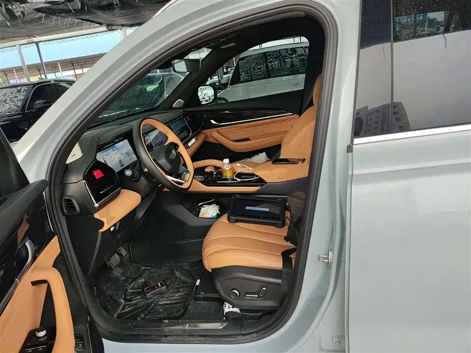 Geely Monjaro plug-in-hybrid