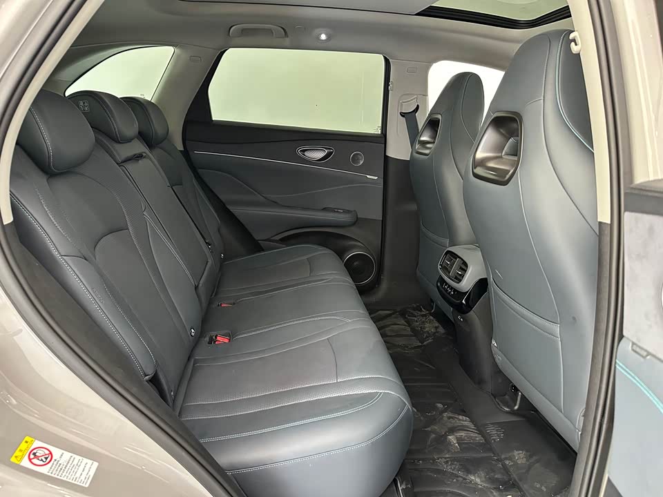 BYD Sea Lion 07 DM-i