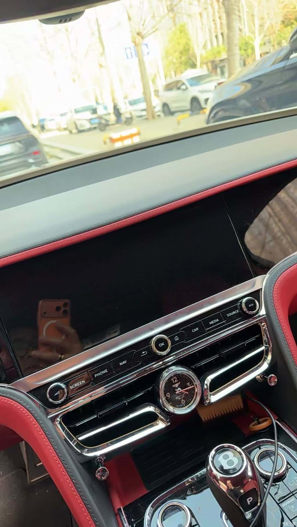 Bentley Flying Spur, 2022 все фото