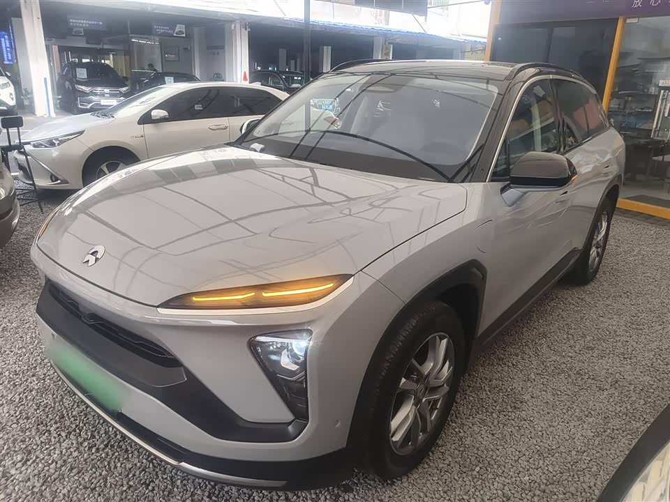 NIO ES6