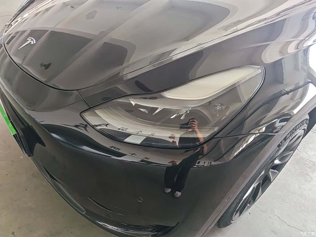Tesla Model Y, 2022 24