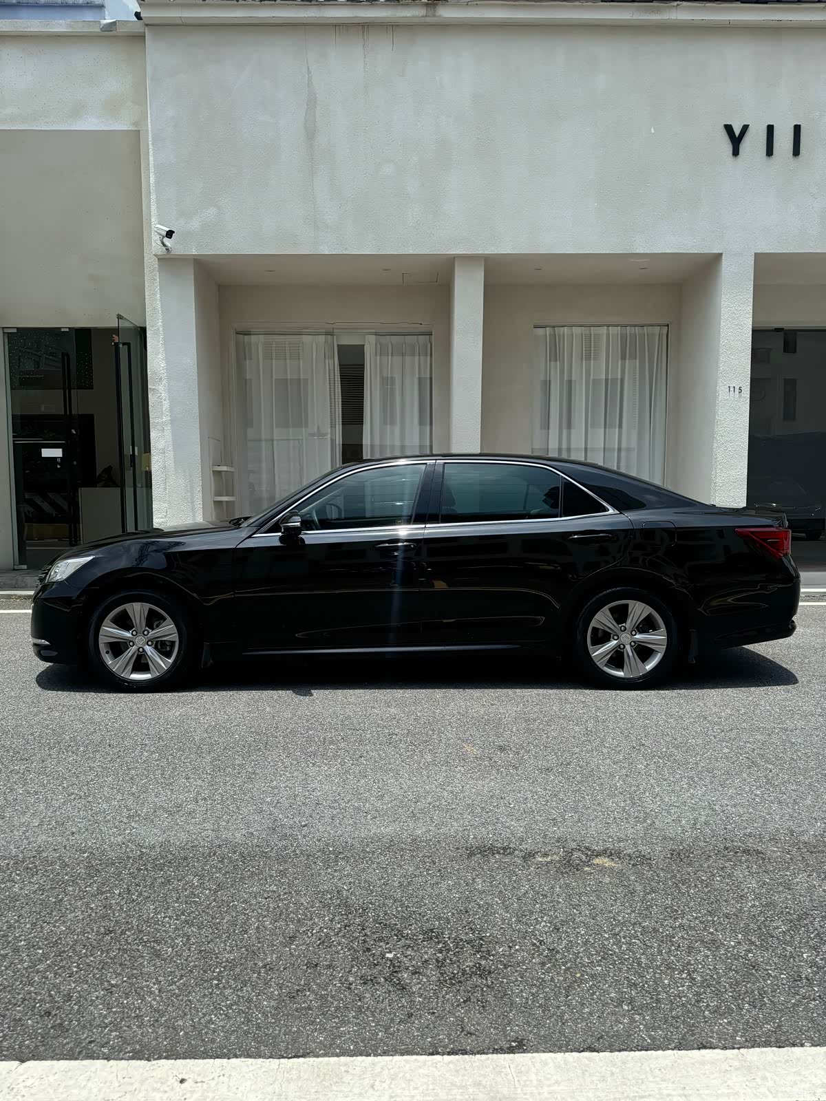 Toyota Crown, 2016 4