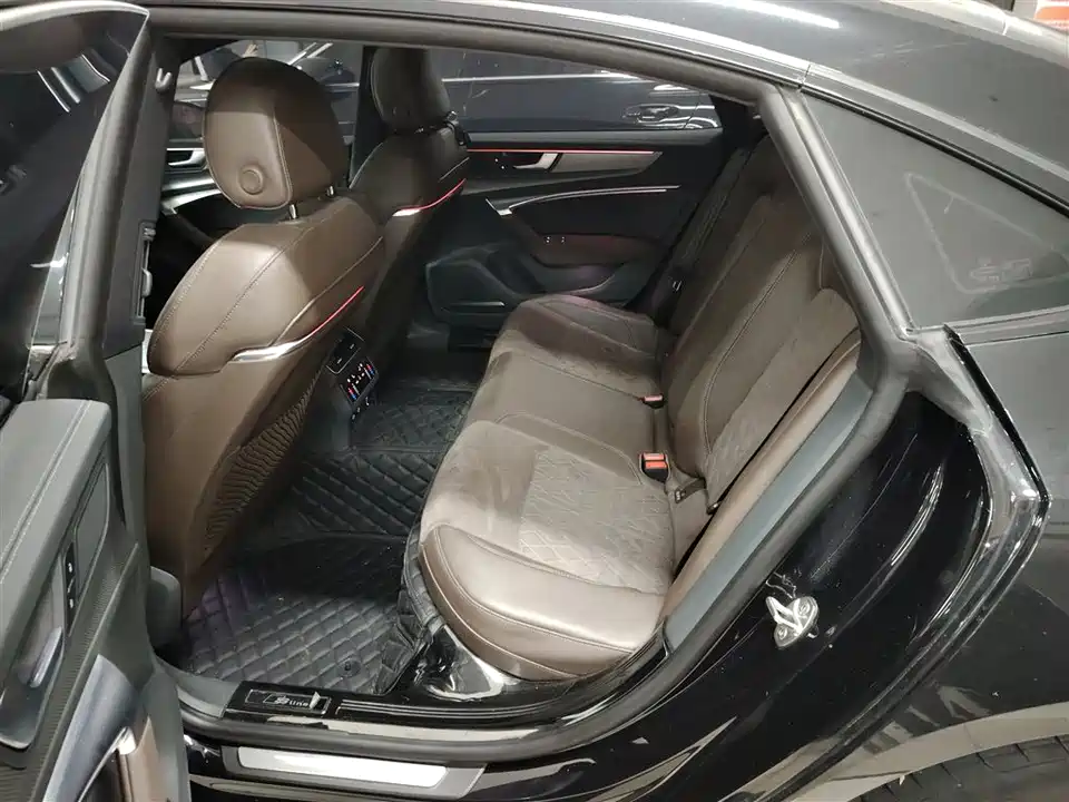 Audi A7L Audi A7L
