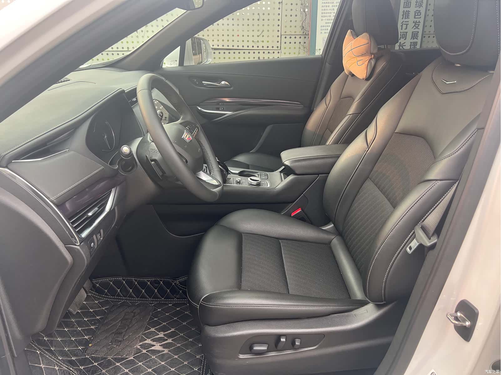 Cadillac XT4, 2021 9