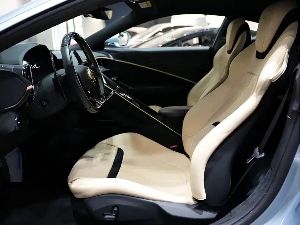 Ferrari Roma