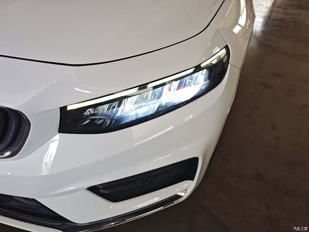 Geely Preface, 2021 24