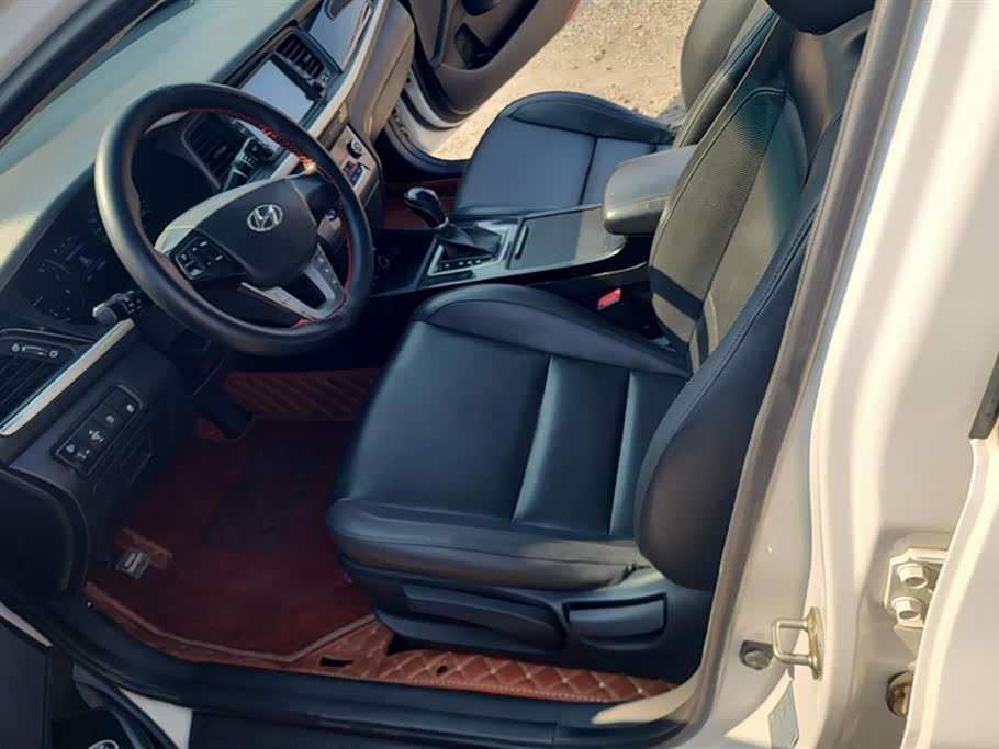 Hyundai Name picture