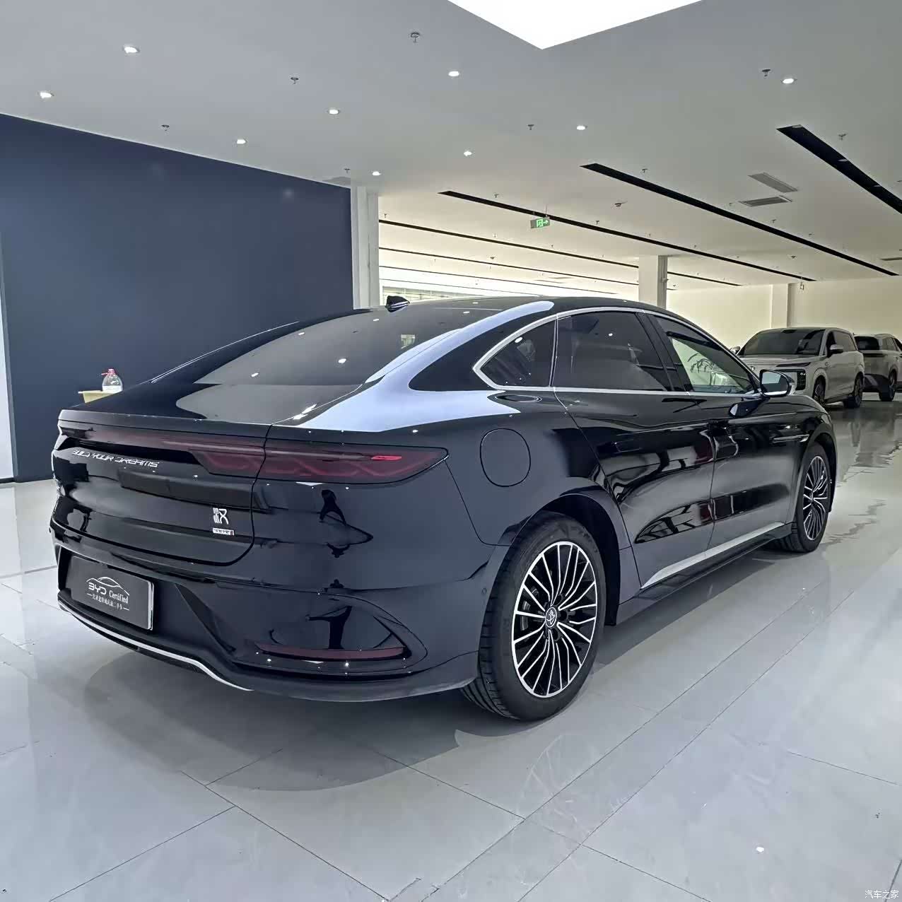 BYD Han, 2025 12