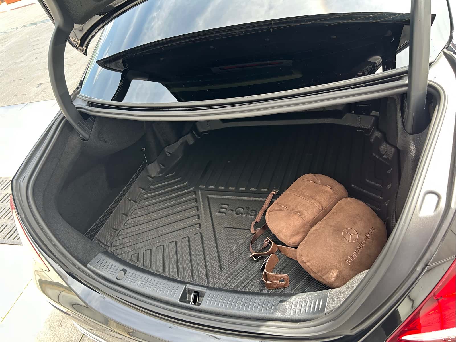 Mercedes-Benz E-Class, 2019 17