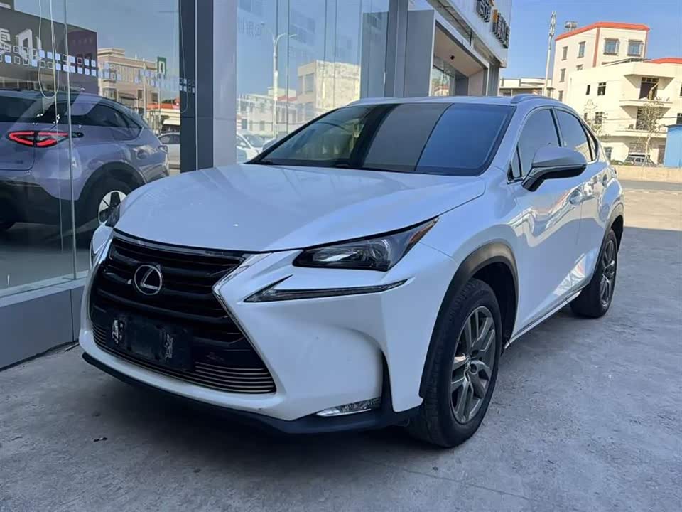 Lexus NX