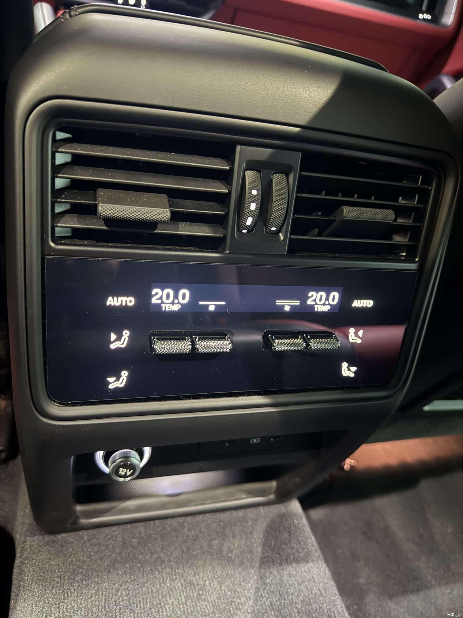 Porsche Cayenne, 2025 7