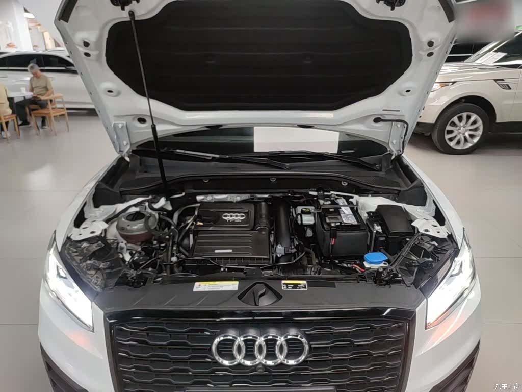 Audi Q2L, 2020 20