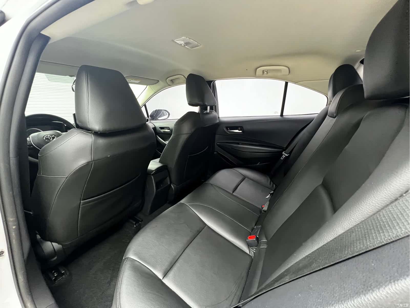 Toyota Corolla, 2023 14