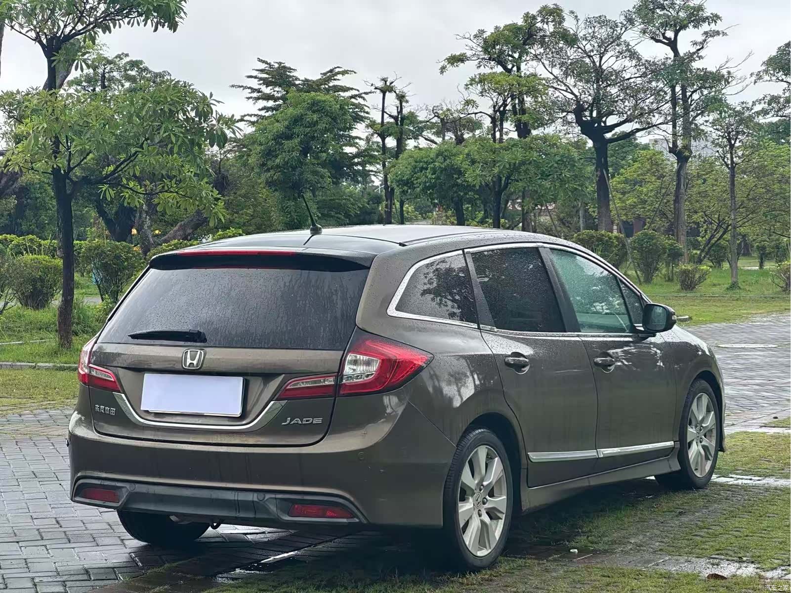 Honda Jade, 2015 9