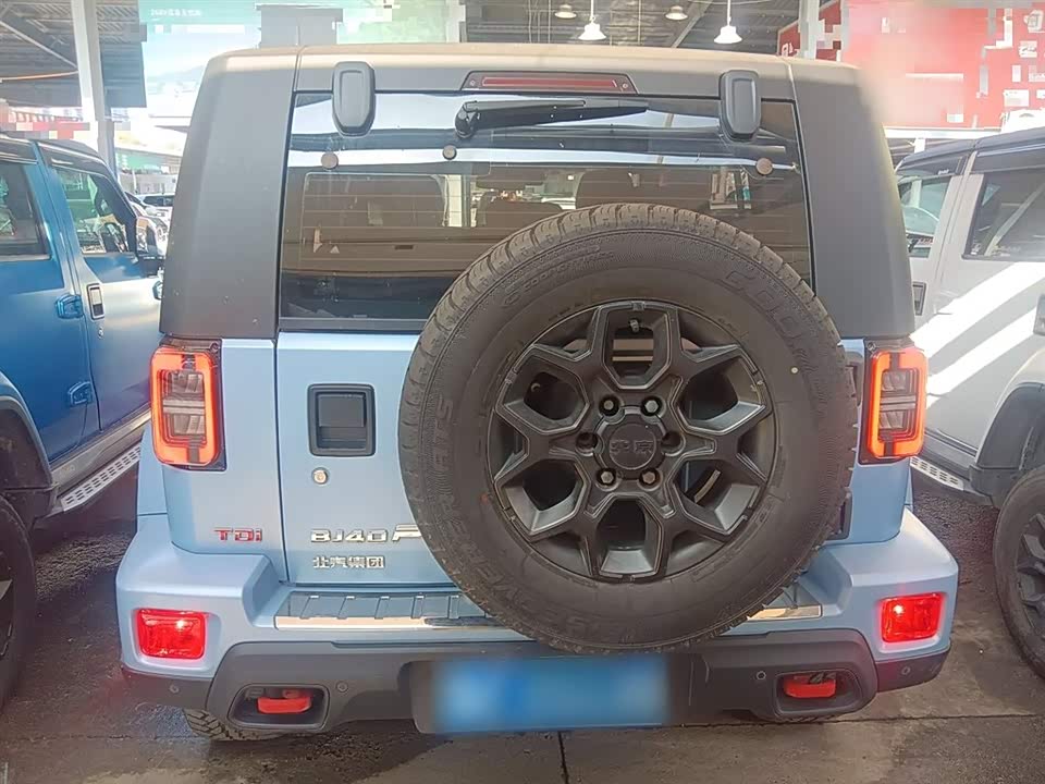 Beijing BJ40