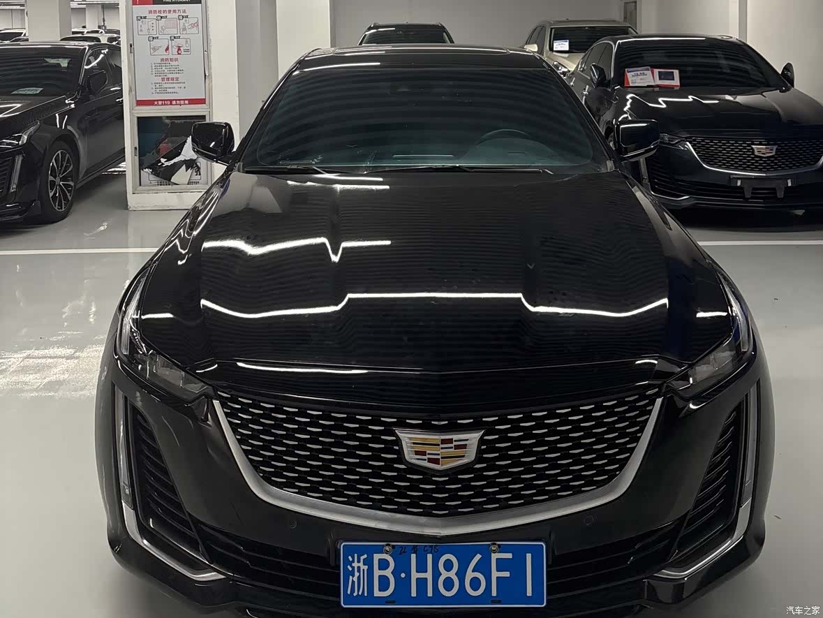 Cadillac CT5, 2022 2